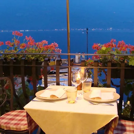 Ristorante Montebaldo ホテル