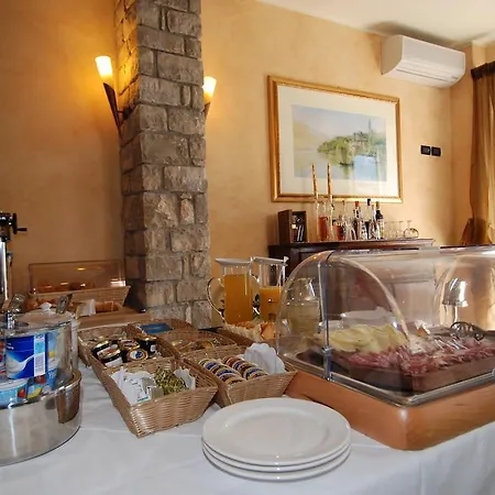 Ristorante Montebaldo 호텔