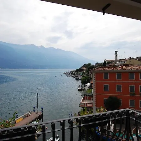 Ristorante Montebaldo 3* 리몬네술가르다