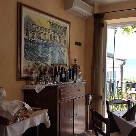 호텔 Ristorante Montebaldo 리몬네술가르다
